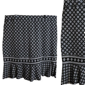 Max Studio Skirt Black White Floral Stretch Travel Casual Elastic Waist- Size L